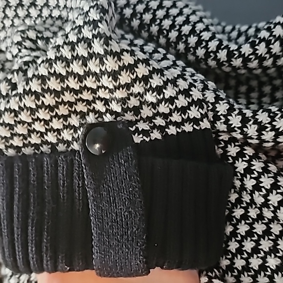 Karen Scott | Black/White 3/4 Sleeve Cotton Crewneck Sweater - Picture 5 of 5